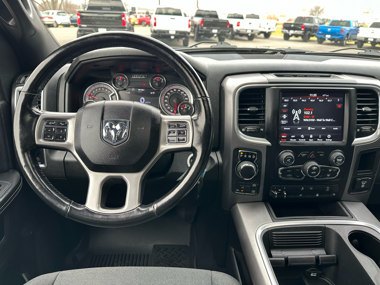 2021 Ram 1500 Classic Warlock photo 3