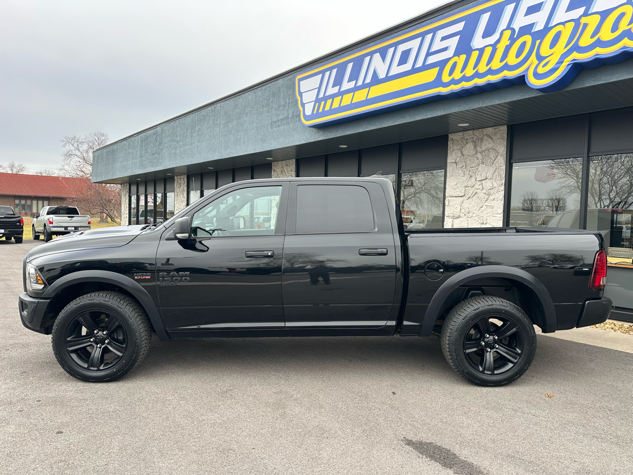 2021 Ram 1500 Classic Warlock photo 4