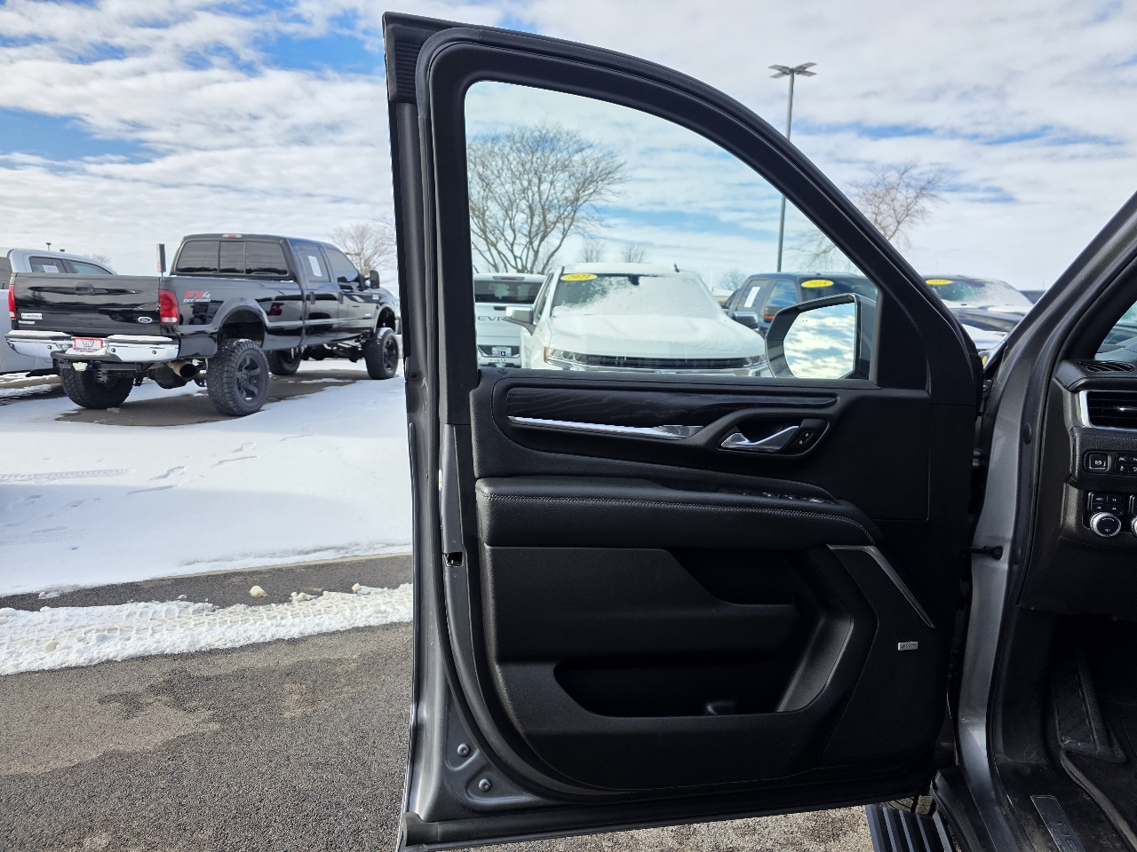 GMC Yukon Denali 4WD 2021