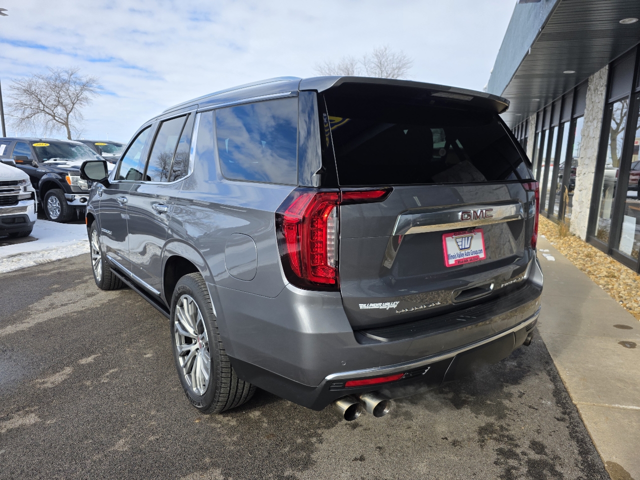 GMC Yukon Denali 4WD 2021