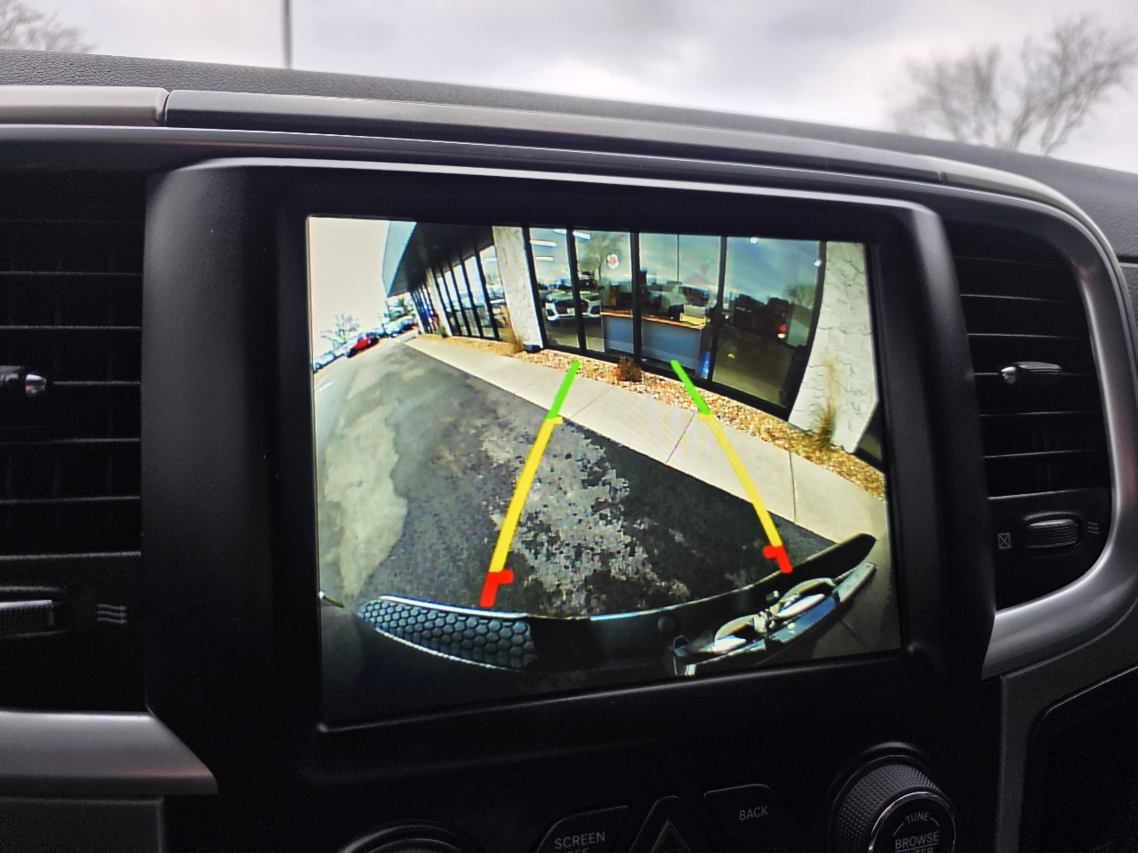 RAM 1500 Classic Big Horn 4x4 Crew Cab 5'7" Box 2019