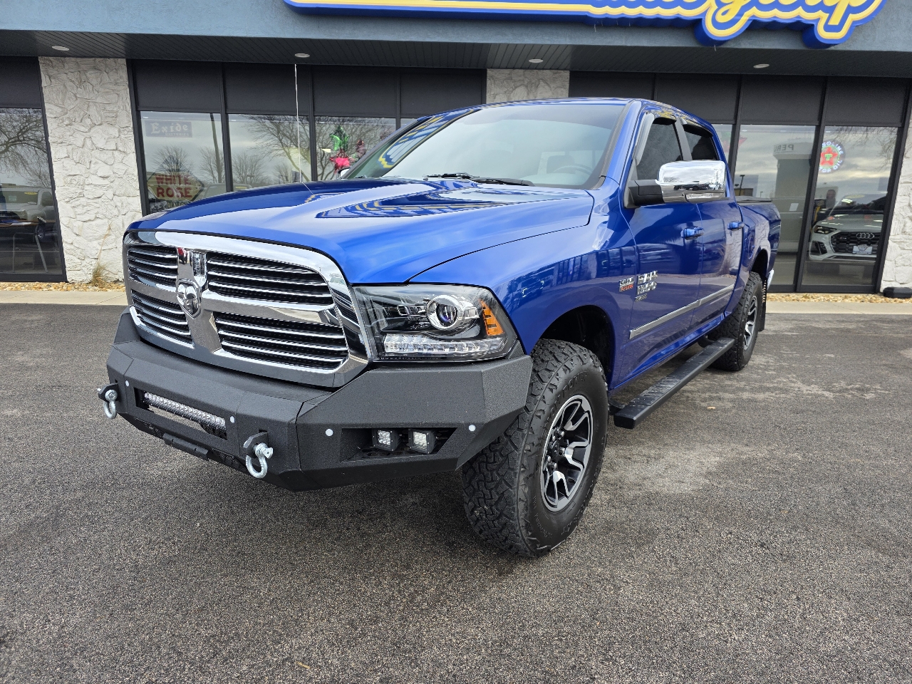 RAM 1500 Classic Big Horn 4x4 Crew Cab 5'7" Box 2019