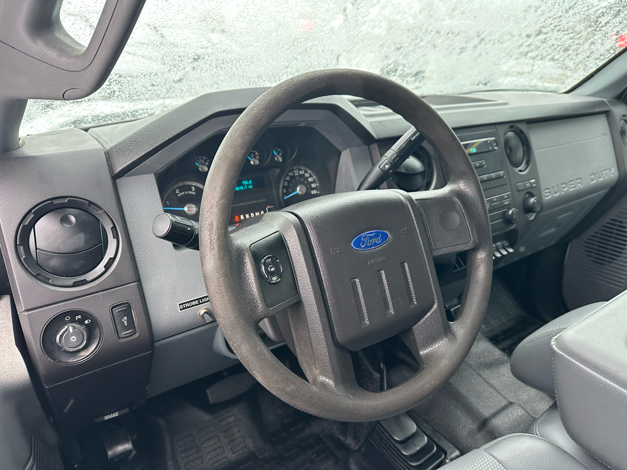 Ford F-550 SuperCab DRW 4WD 2015