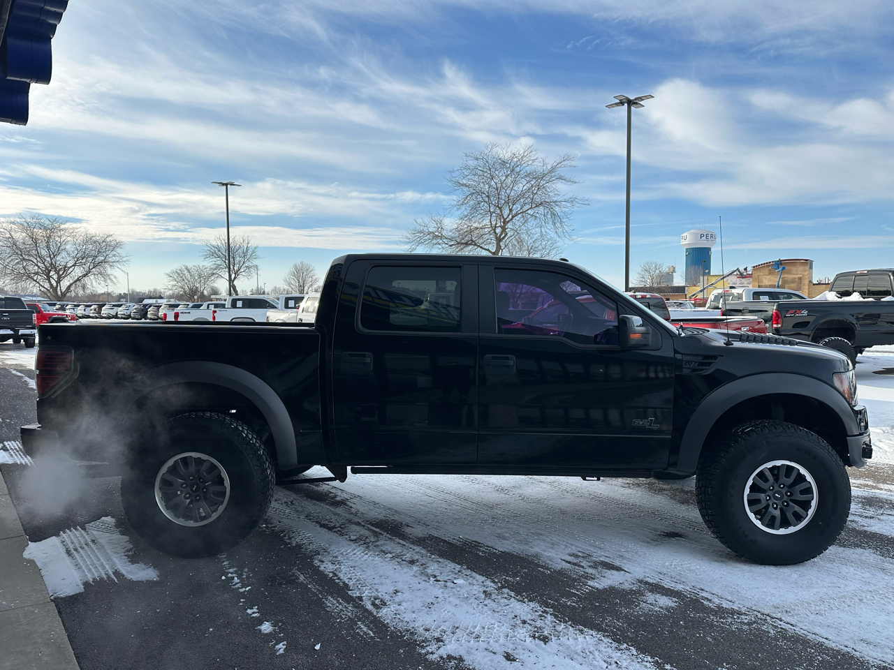 Ford F-150 SVT Raptor SuperCrew 5.5-ft. Bed 4WD 2011