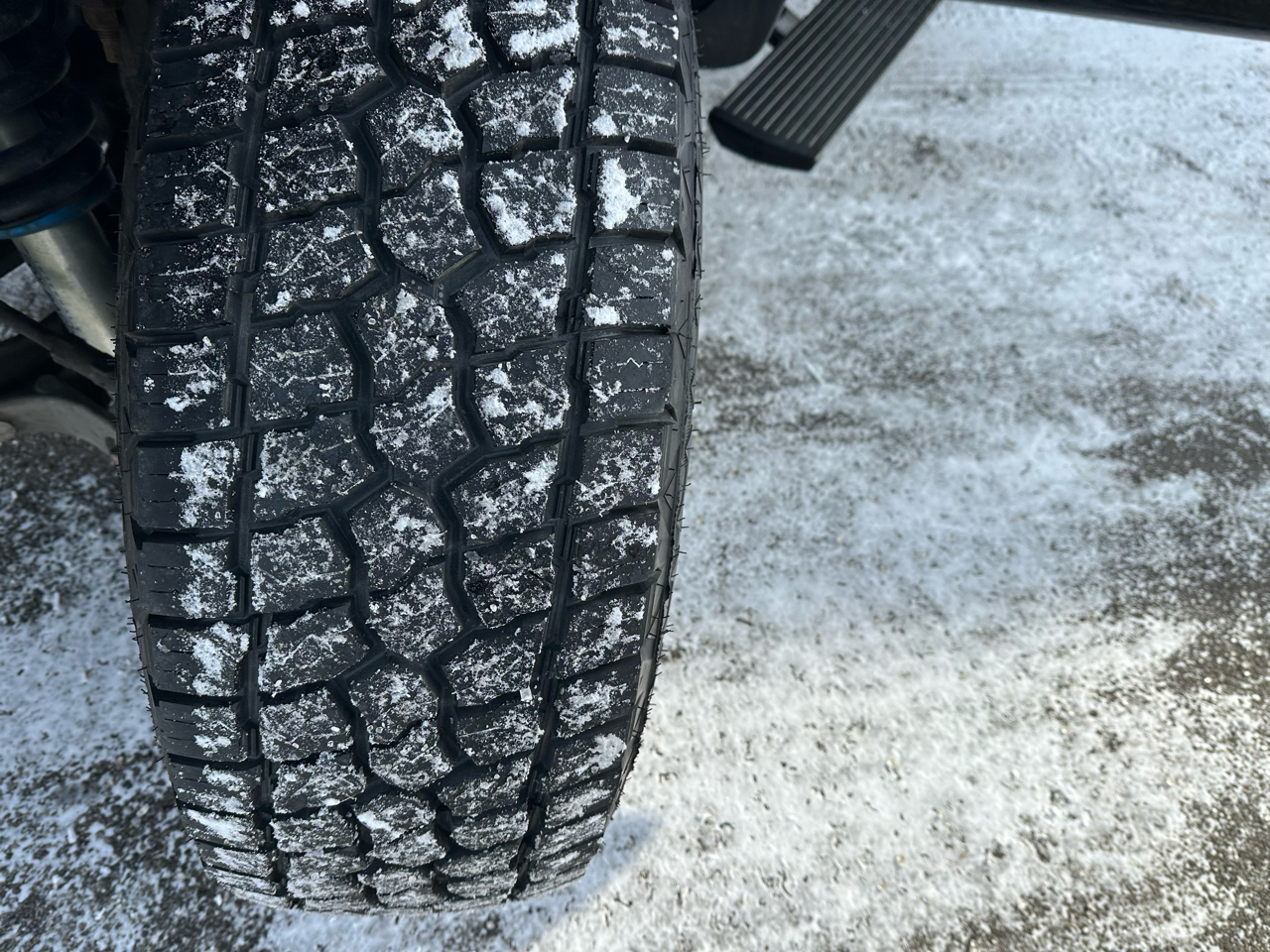 Ford F-150 SVT Raptor SuperCrew 5.5-ft. Bed 4WD 2011