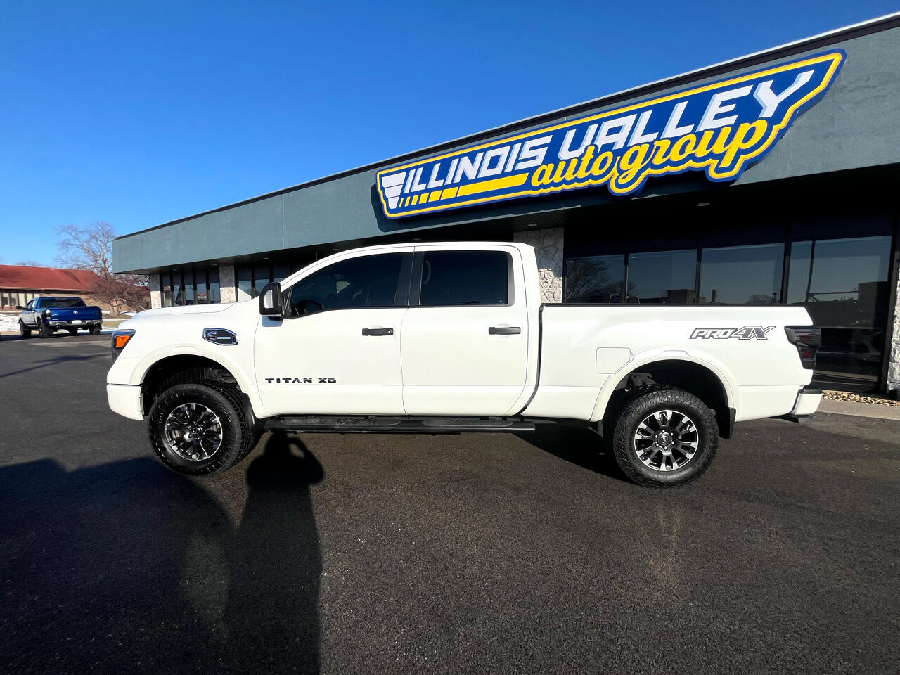 Nissan Titan XD PRO-4X Crew Cab 4WD Diesel 2016
