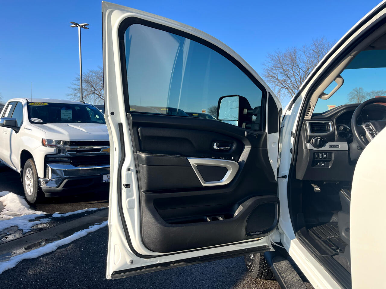 Nissan Titan XD PRO-4X Crew Cab 4WD Diesel 2016