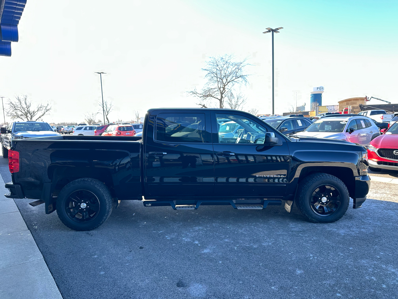 Chevrolet Silverado 1500 LT Crew Cab 4WD 2017