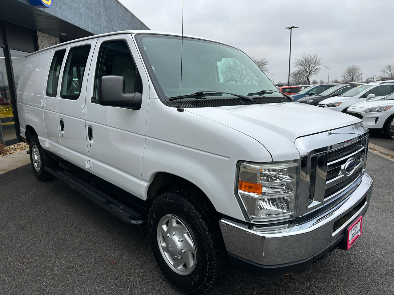 Ford Econoline E-250 2011