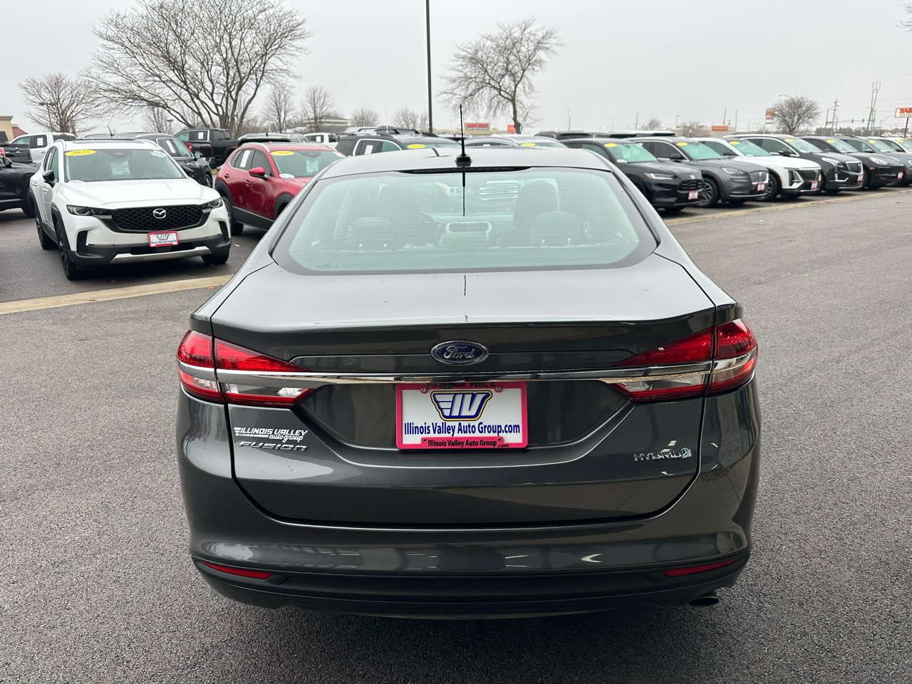Ford Fusion Hybrid S 2018