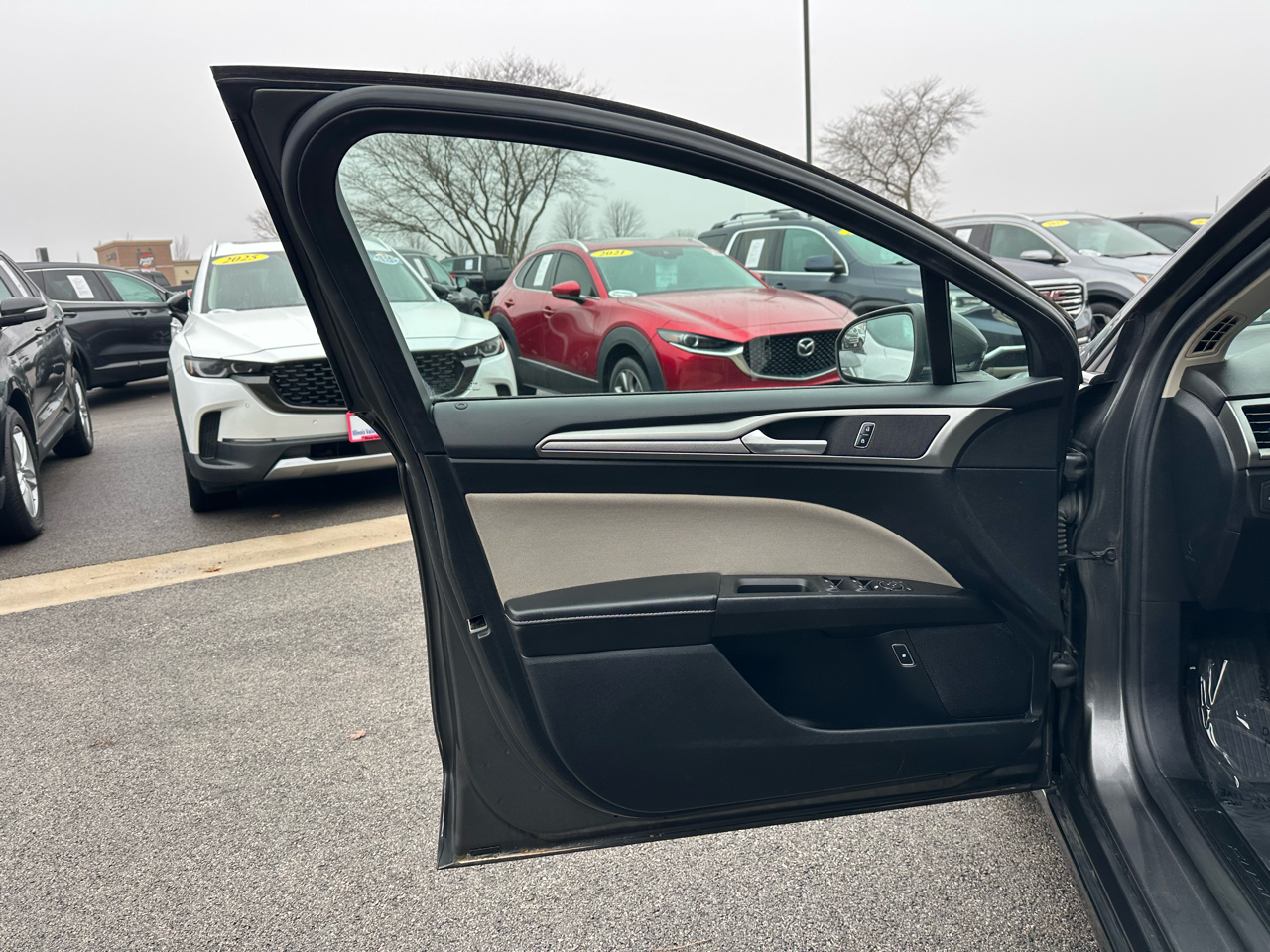 Ford Fusion Hybrid S 2018