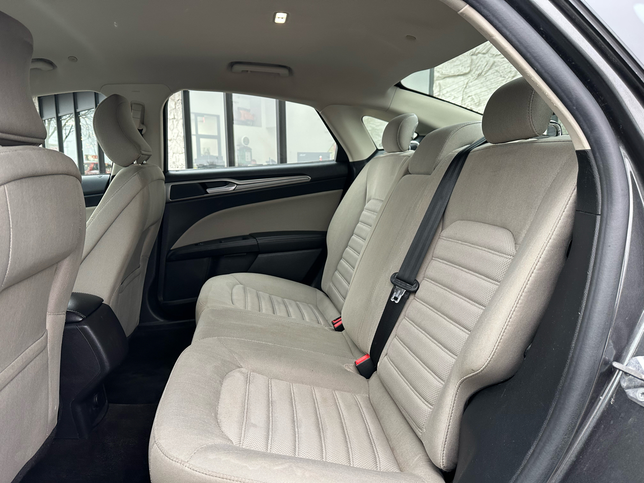 Ford Fusion Hybrid S 2018