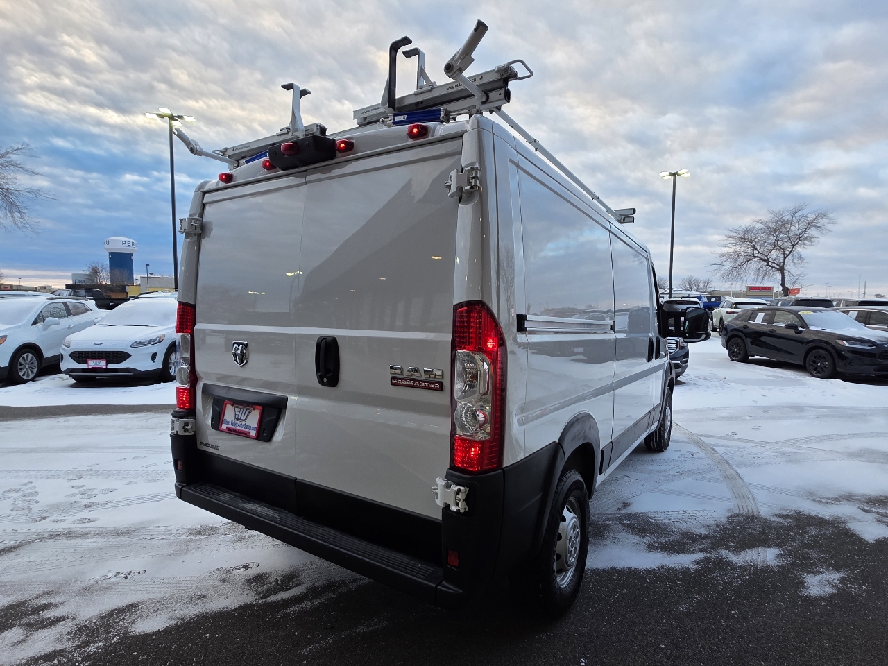 RAM Promaster 1500 Low Roof 136-in. WB 2021