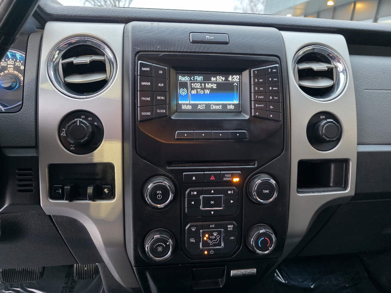 Ford F-150 XLT 8-ft. Bed 4WD 2013