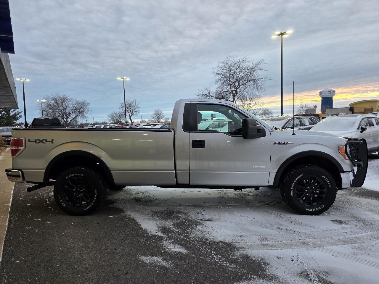 Ford F-150 XLT 8-ft. Bed 4WD 2013
