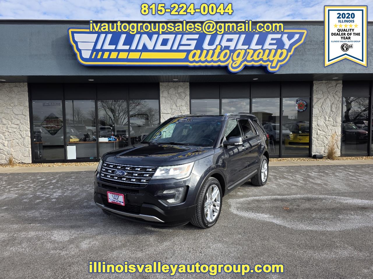 2017 Ford Explorer Limited's photo