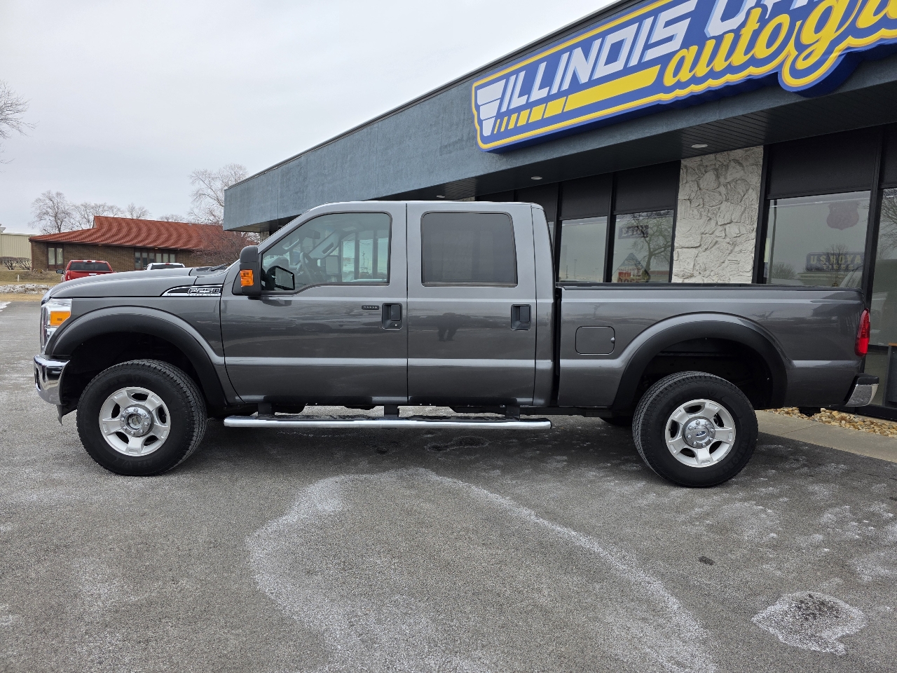 Ford F-250 SD XLT Crew Cab 4WD 2016