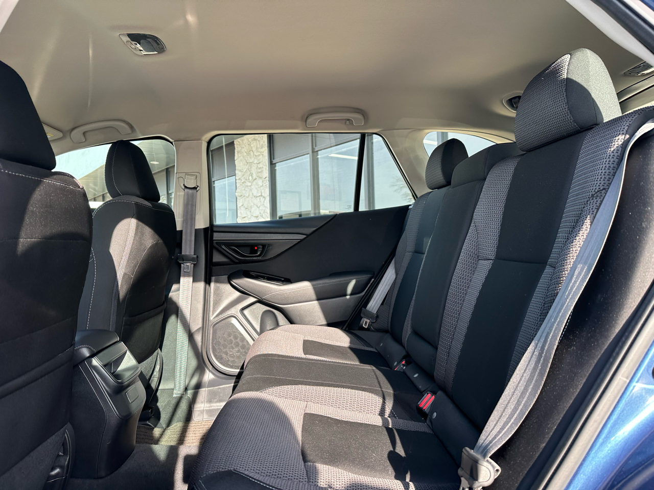 Subaru Outback Base 2022