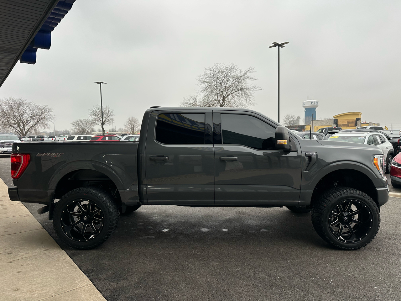 Ford F-150 XLT SuperCrew 4WD 2021