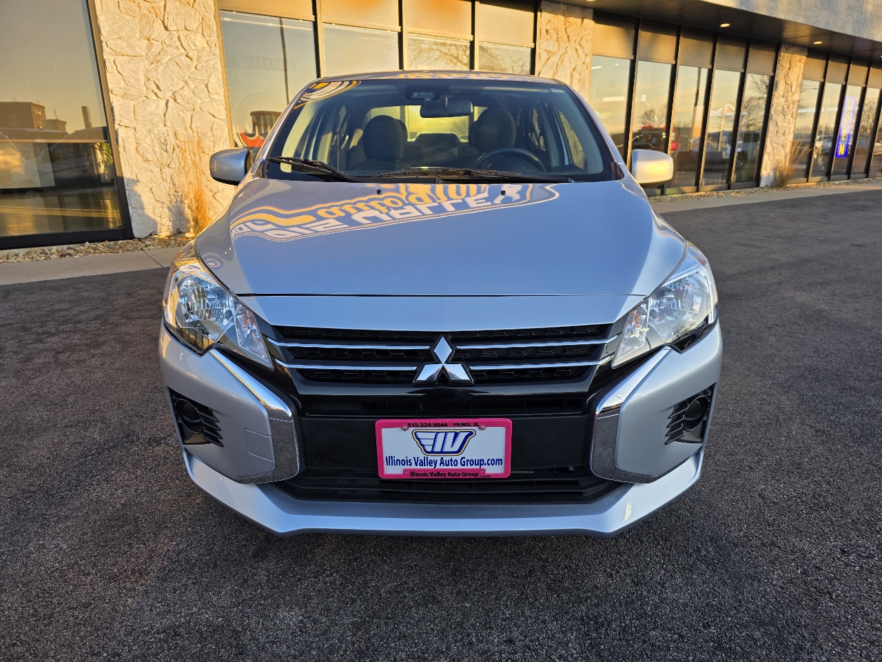 Mitsubishi Mirage G4 ES 2024