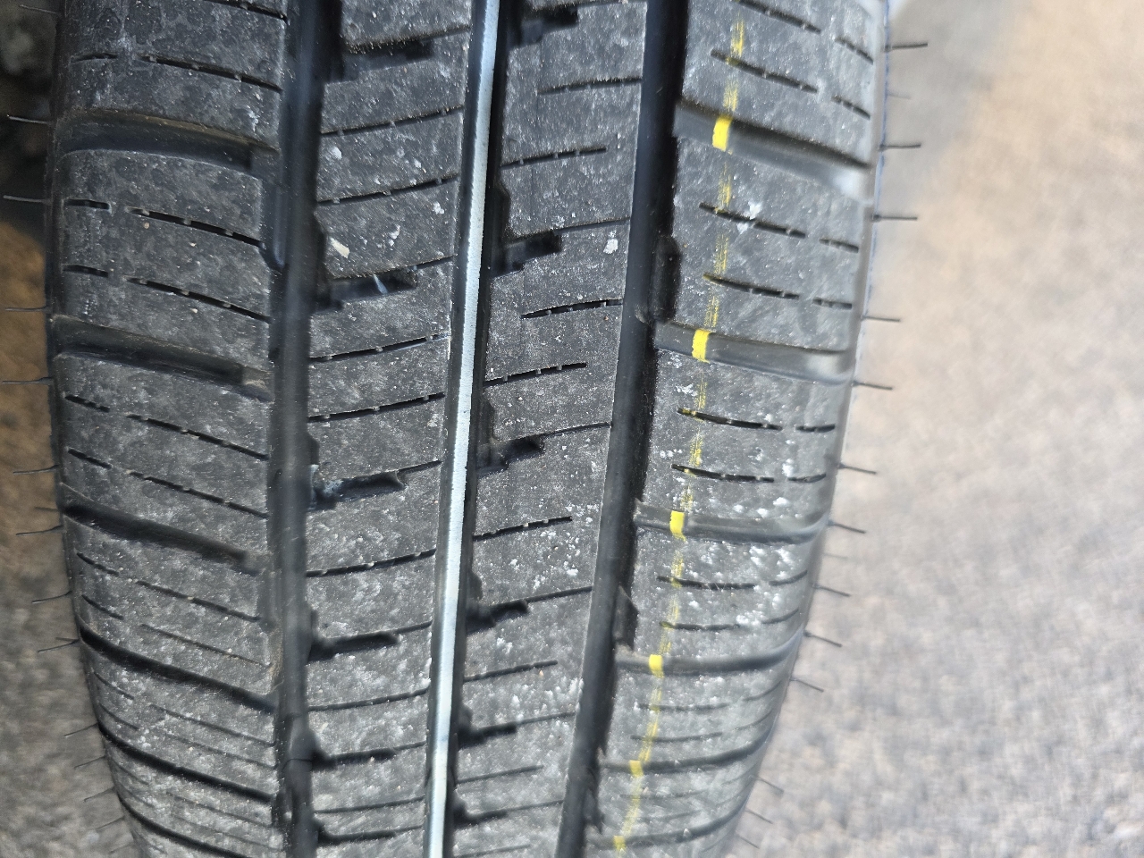 Mitsubishi Mirage G4 ES 2024