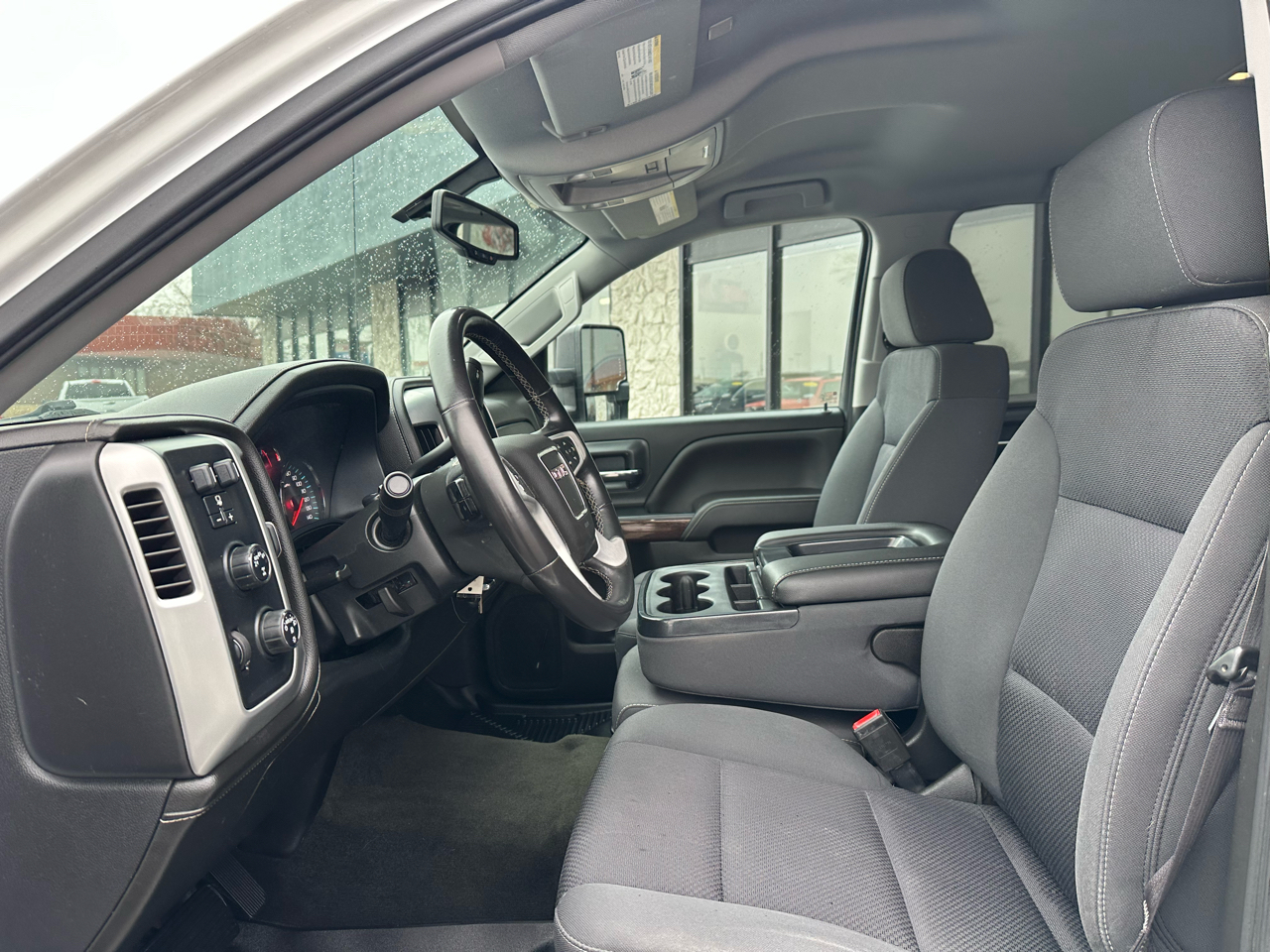 GMC Sierra 1500 SLE Crew Cab 4WD 2017