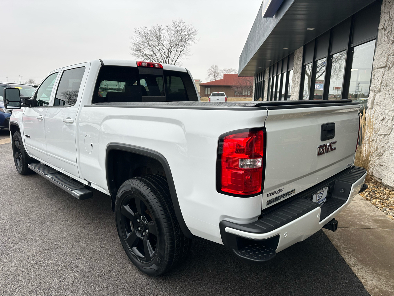 GMC Sierra 1500 SLE Crew Cab 4WD 2017
