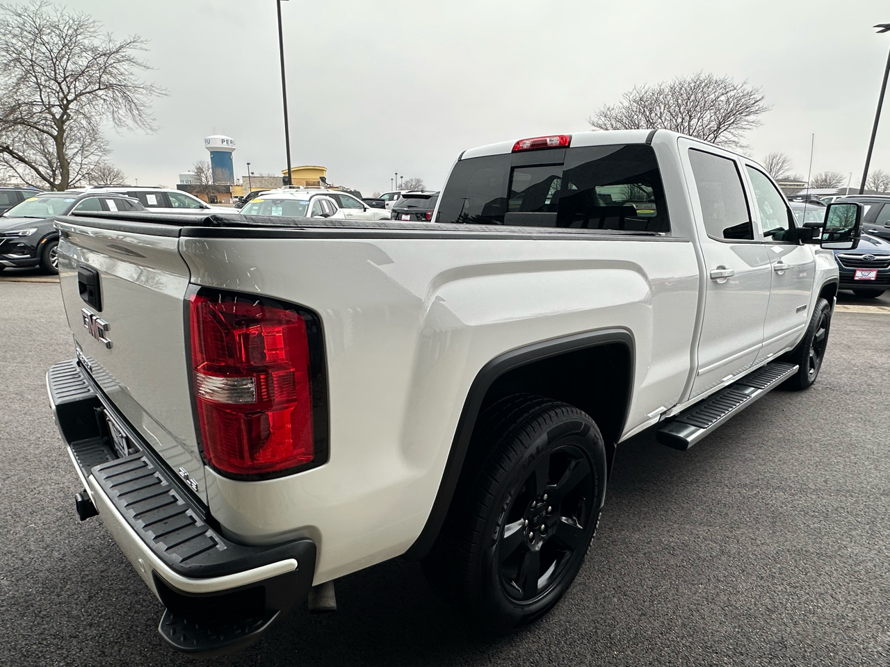 GMC Sierra 1500 SLE Crew Cab 4WD 2017