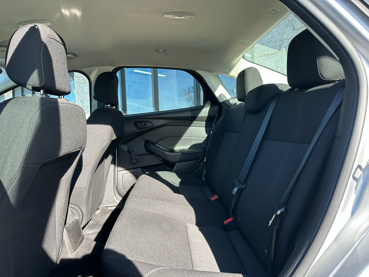 Ford Focus S Sedan 2018