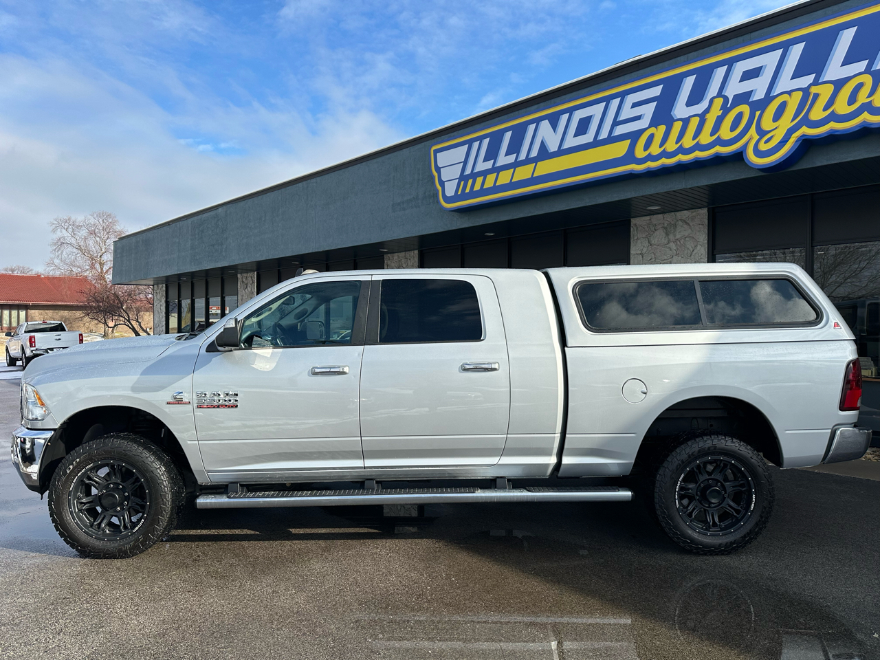 RAM 3500 SLT Mega Cab 4WD 2018