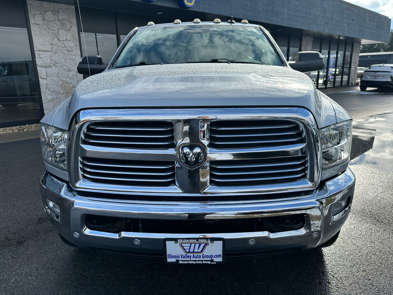 RAM 3500 SLT Mega Cab 4WD 2018