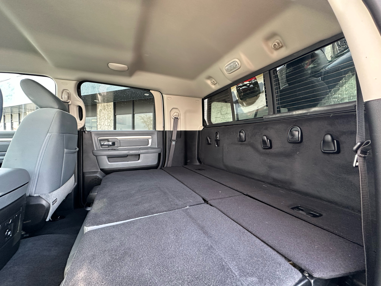 RAM 3500 SLT Mega Cab 4WD 2018