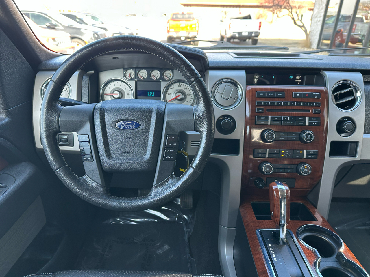 Ford F-150 Lariat SuperCrew 4WD 2010