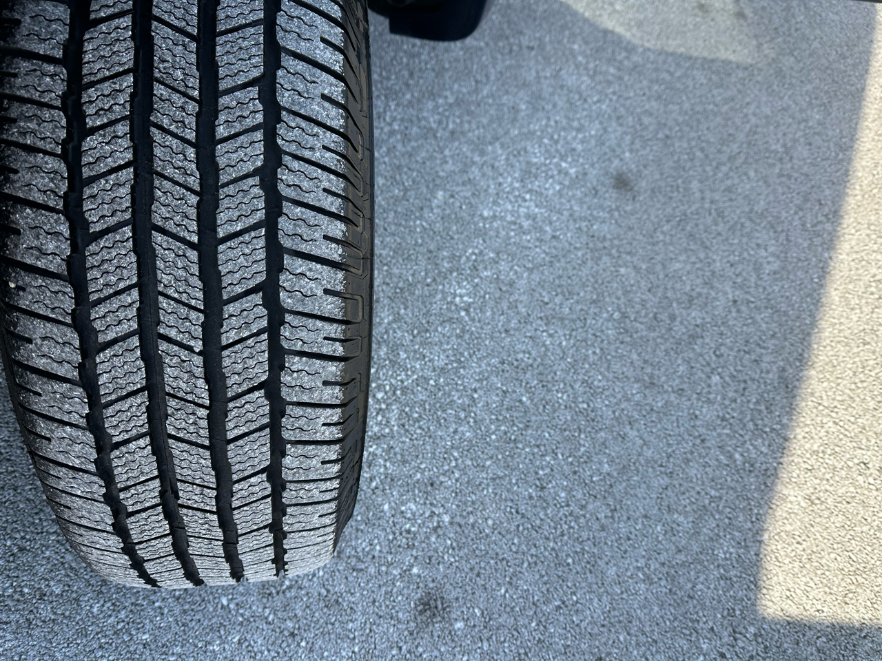 Ford F-150 Lariat SuperCrew 4WD 2010