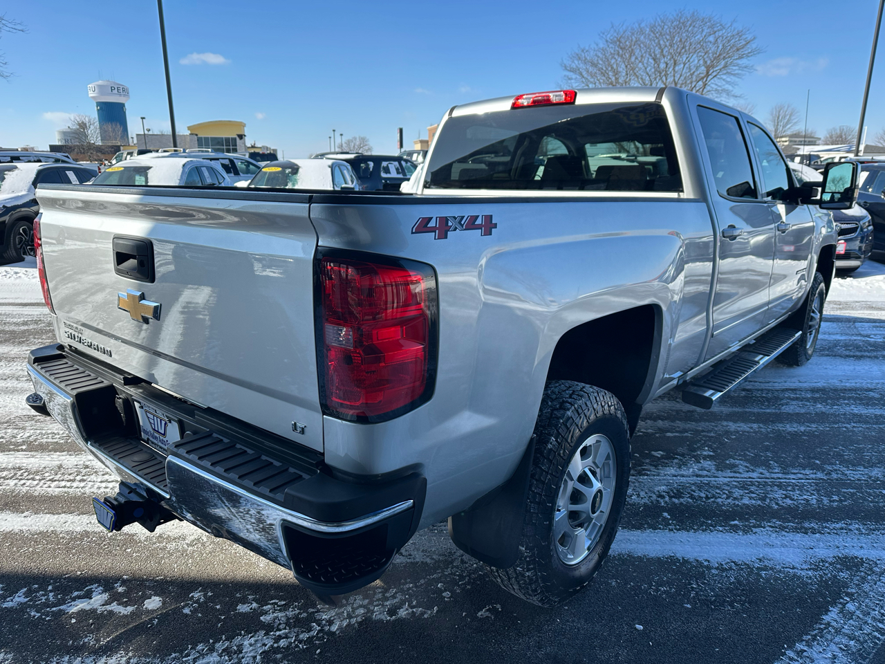 Chevrolet Silverado 2500HD LT Crew Cab 4WD 2018