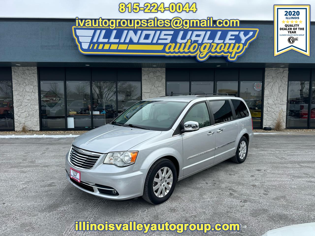 2012 Chrysler Town & Country Touring-L