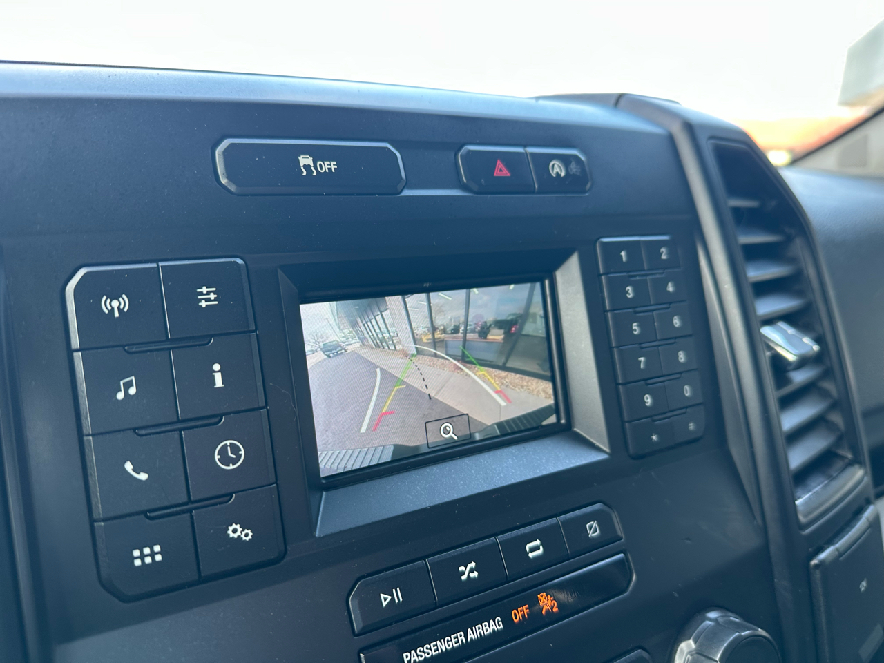 Ford F-150 XL SuperCrew 4WD 2018