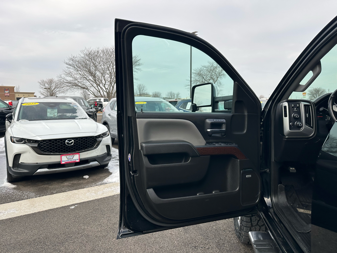 GMC Sierra 2500HD SLT Crew Cab 4WD 2018