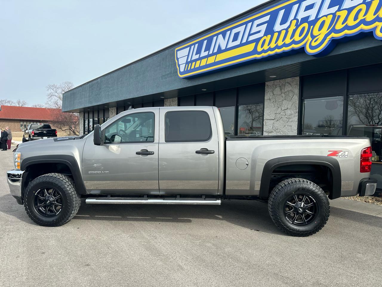 Chevrolet Silverado 2500HD LT Crew Cab 4WD 2013