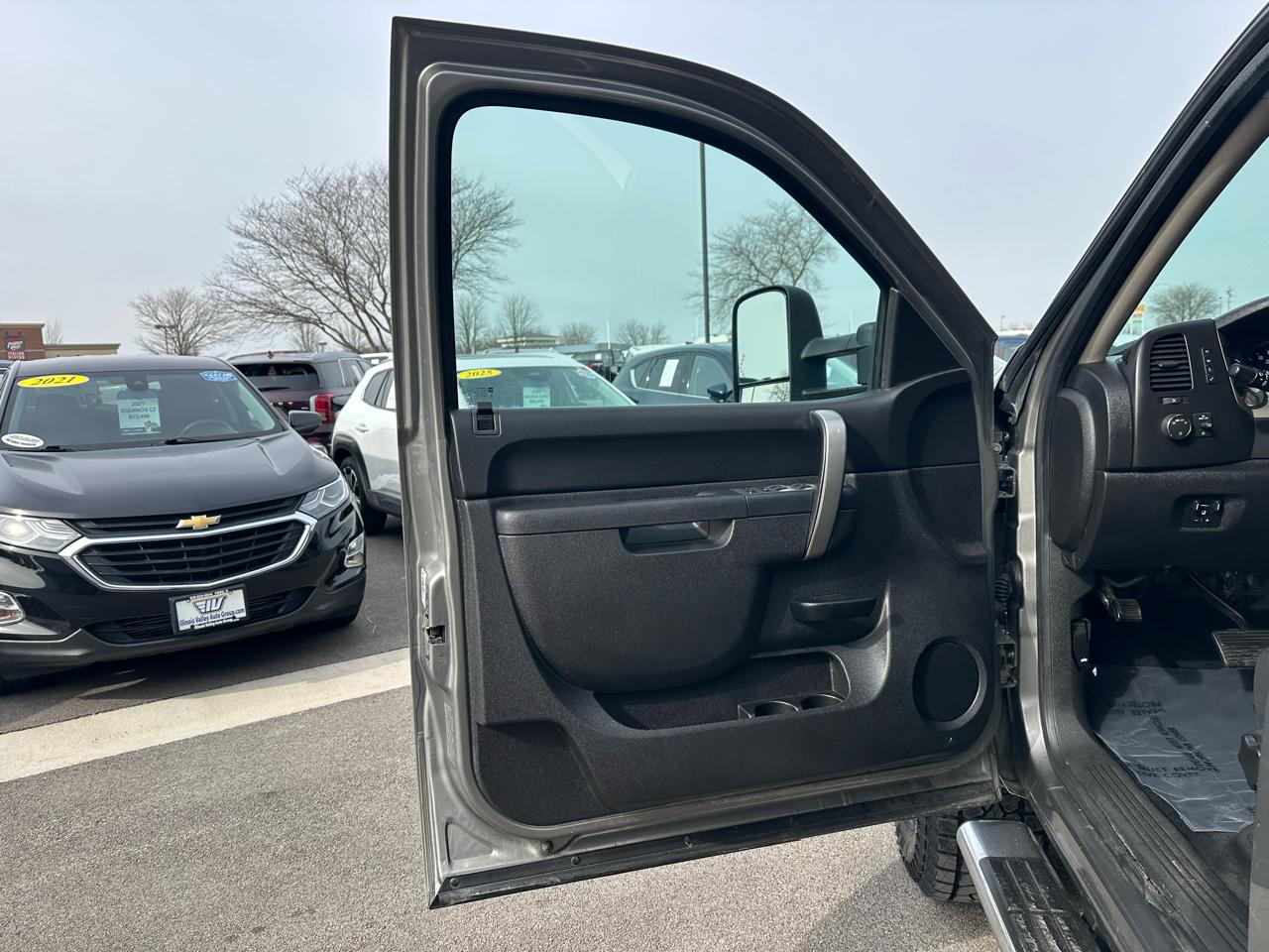 Chevrolet Silverado 2500HD LT Crew Cab 4WD 2013