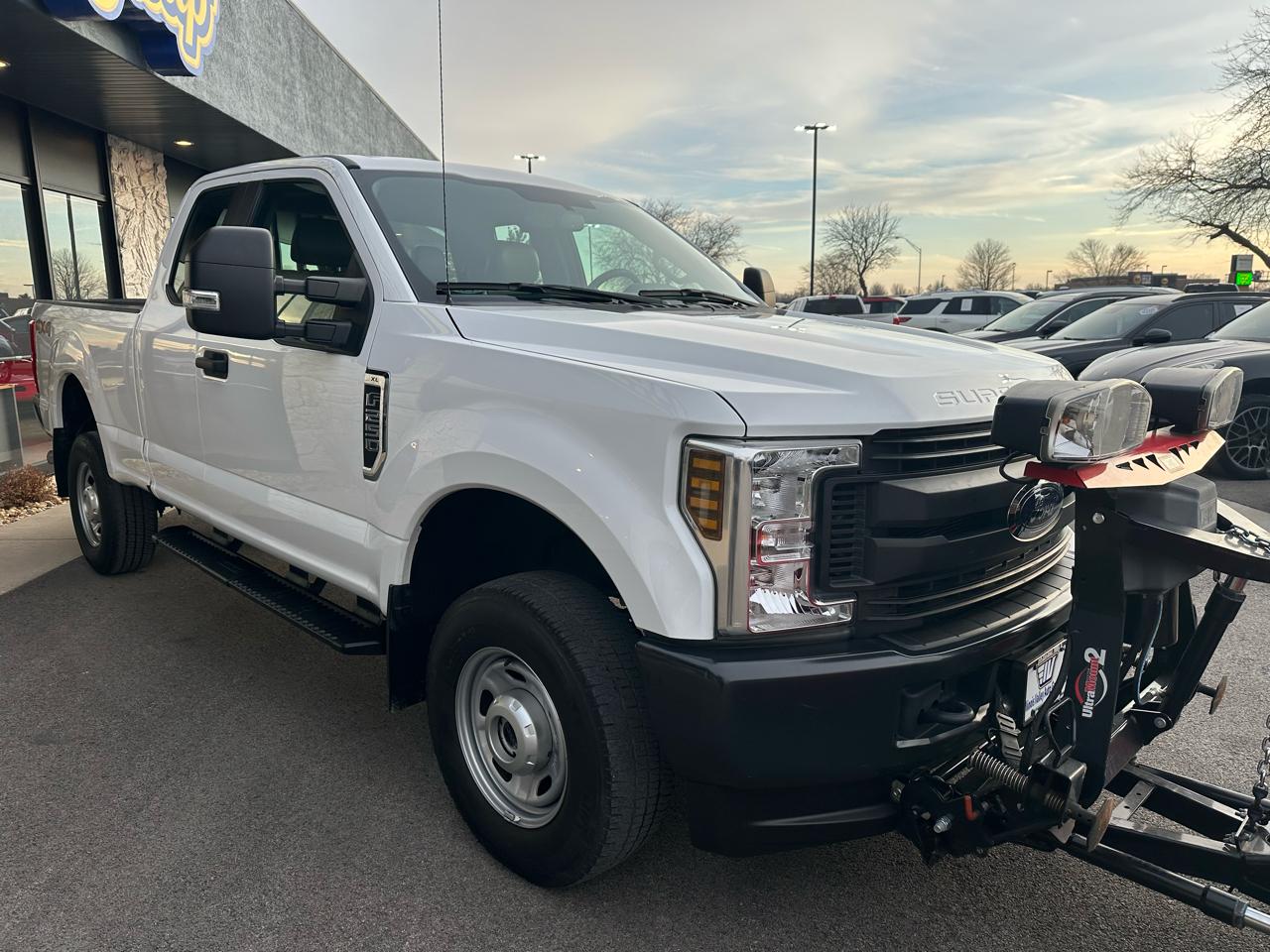 Ford F-250 SD XL SuperCab 4WD 2019