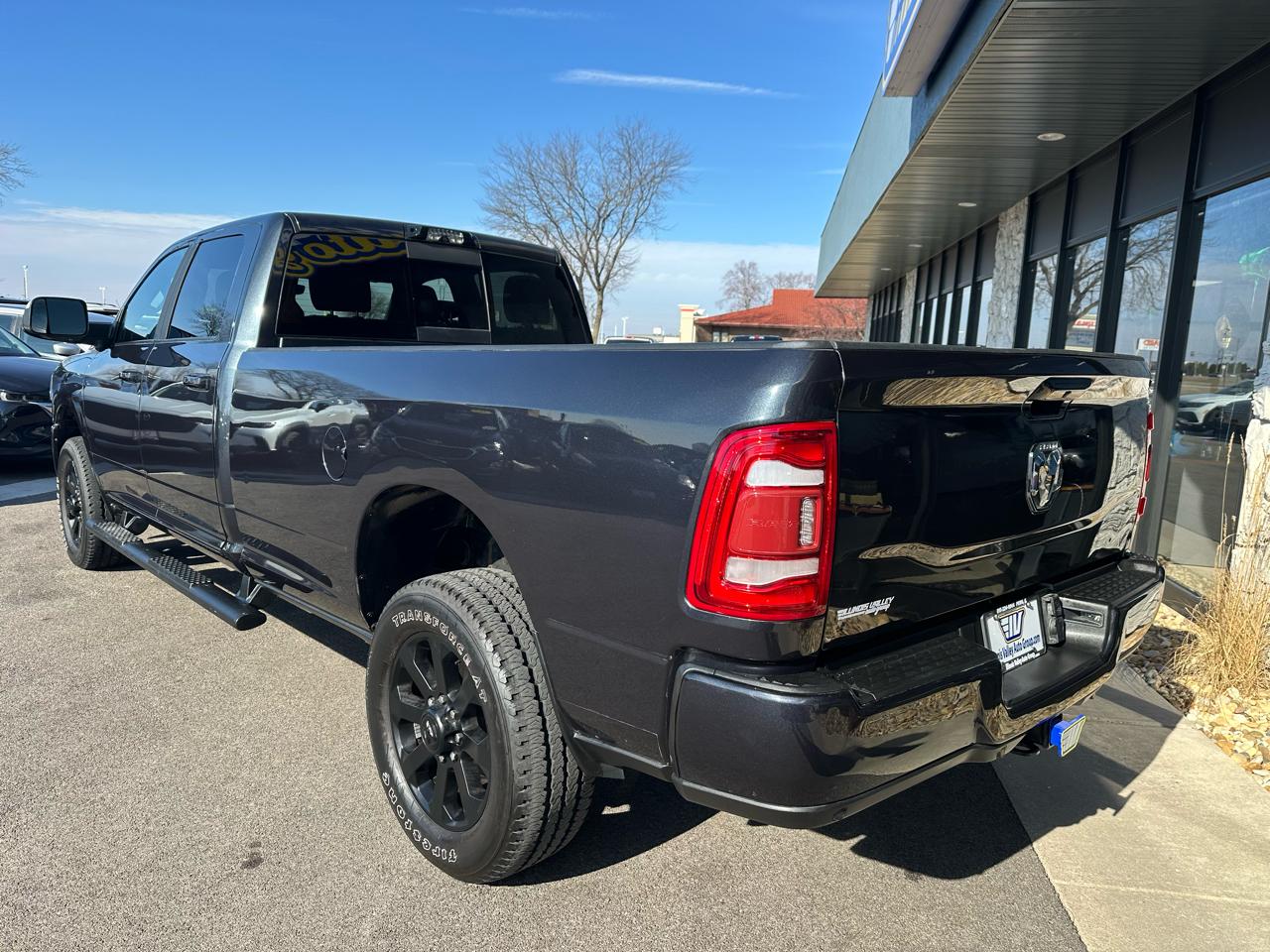 RAM 3500 Big Horn Crew Cab LWB 4WD 2022