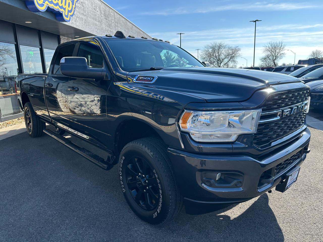 RAM 3500 Big Horn Crew Cab LWB 4WD 2022