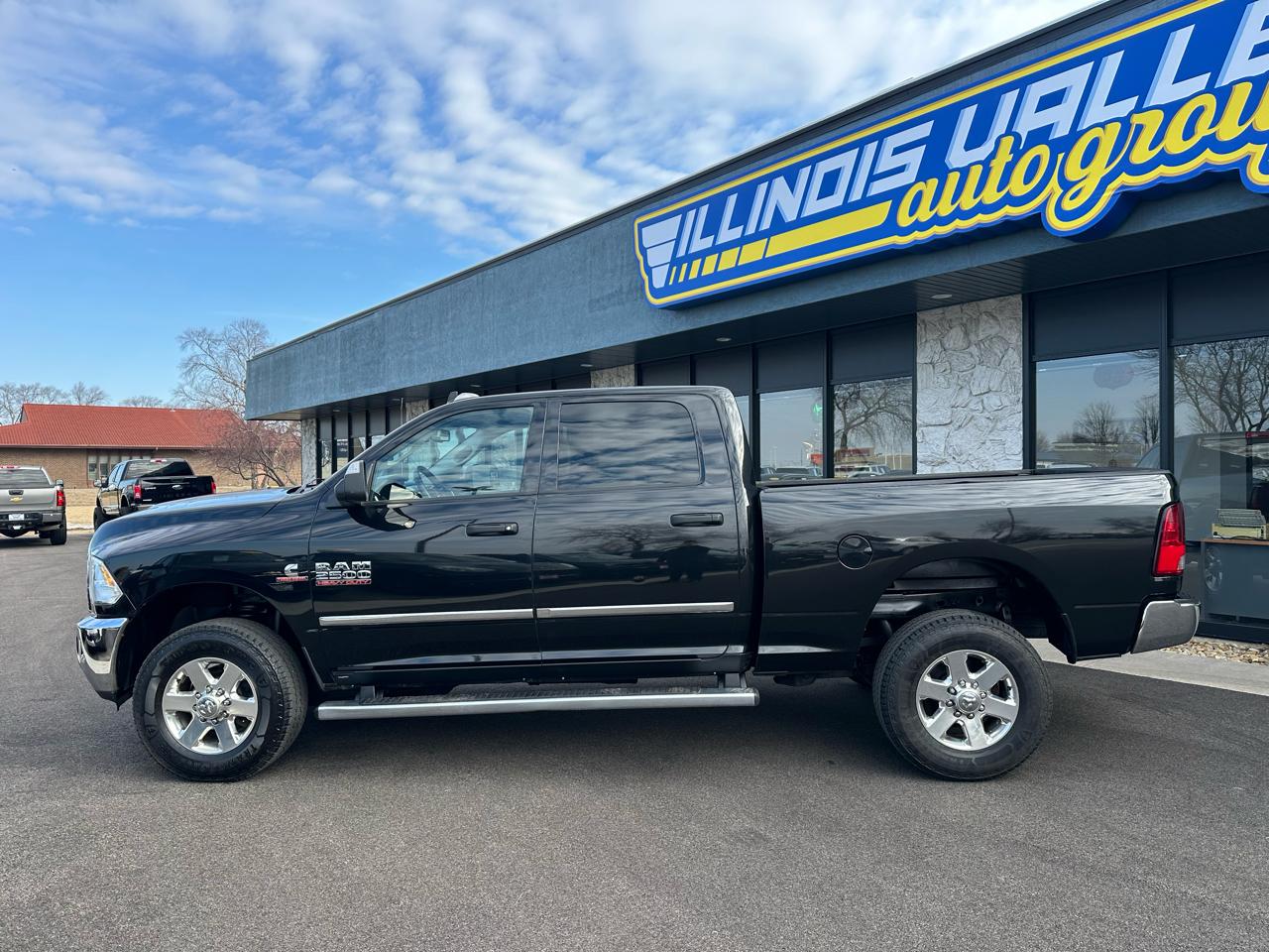 RAM 2500 SLT Crew Cab 4WD 2015