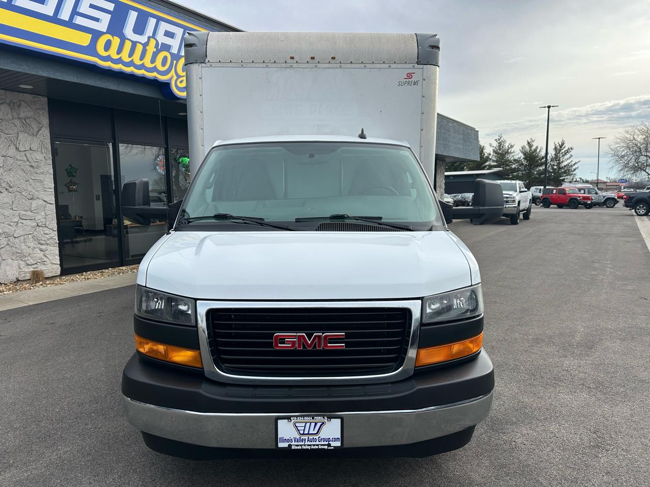 GMC Savana G3500 159 in. 2018