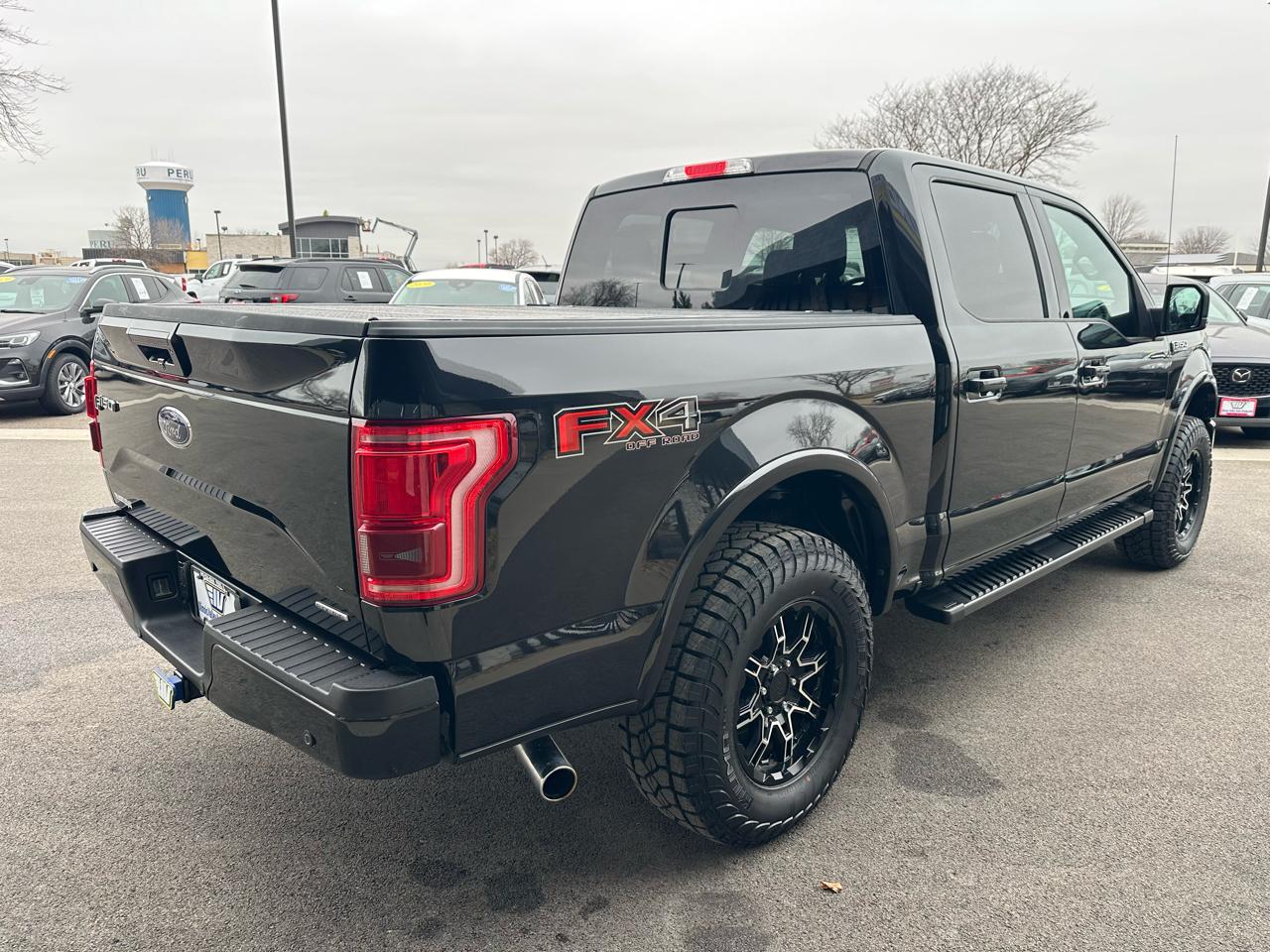 Ford F-150 Lariat SuperCrew 4WD 2015