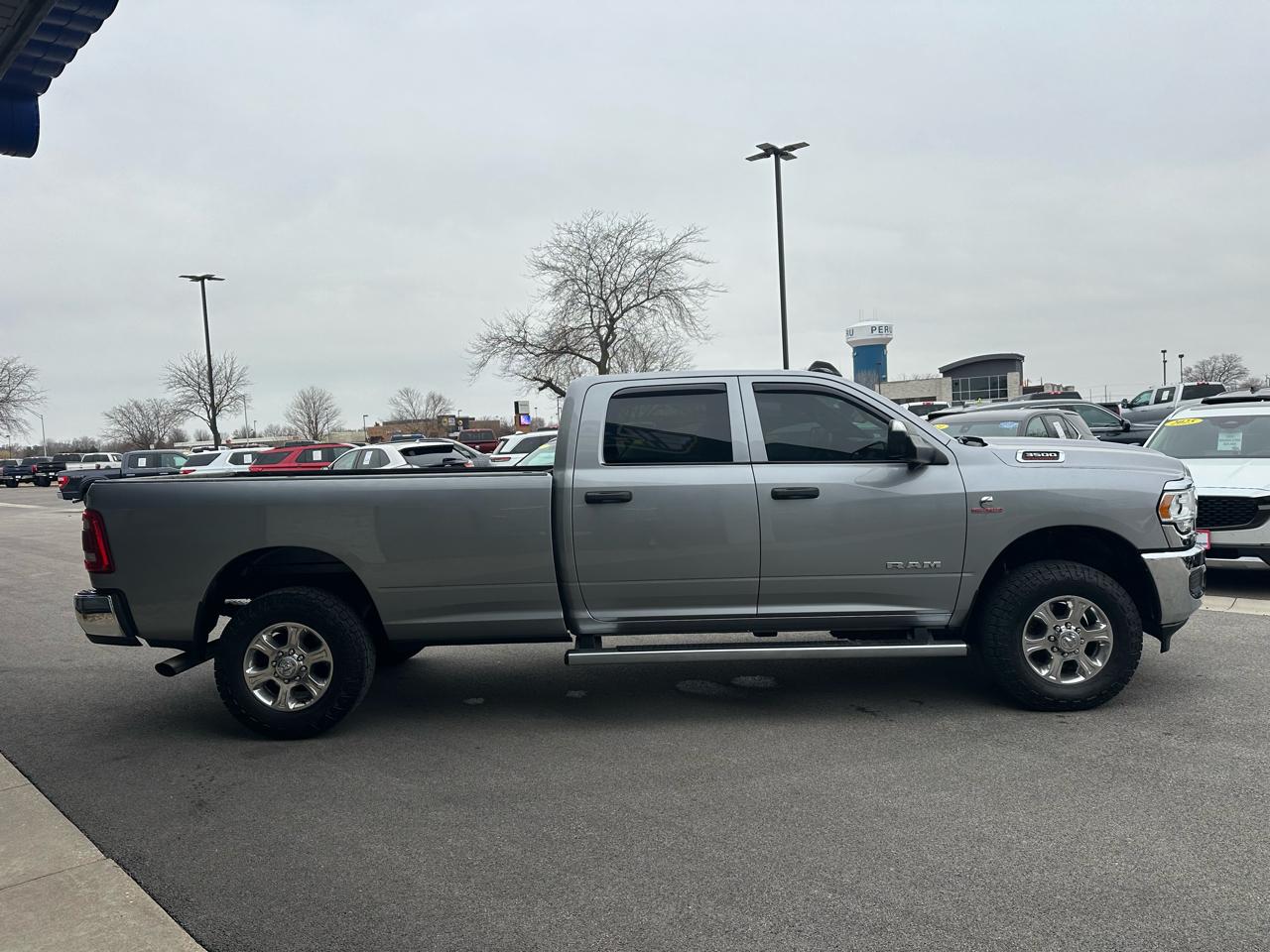 RAM 3500 Tradesman Crew Cab 4WD 2021