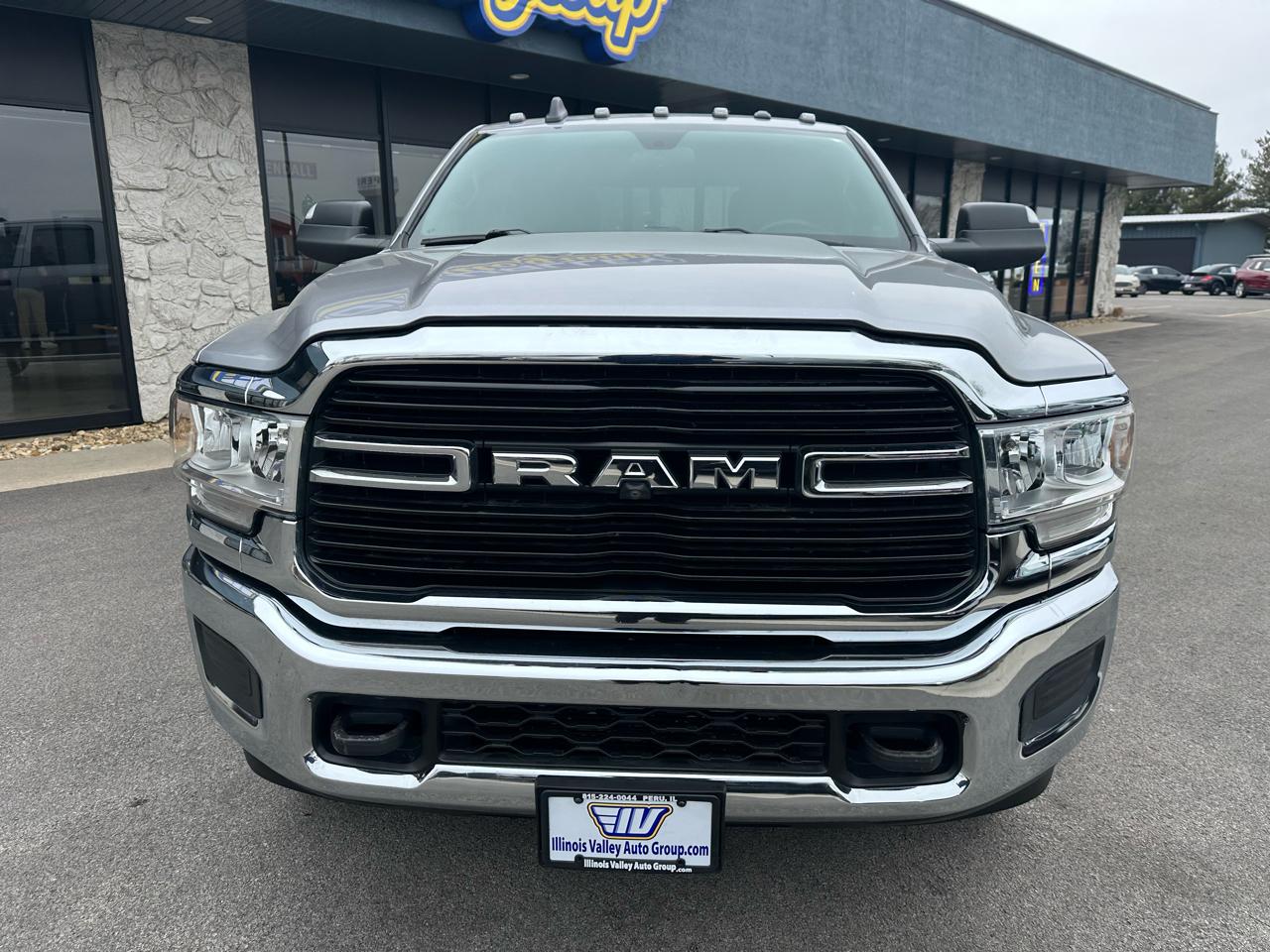 RAM 3500 Tradesman Crew Cab 4WD 2021