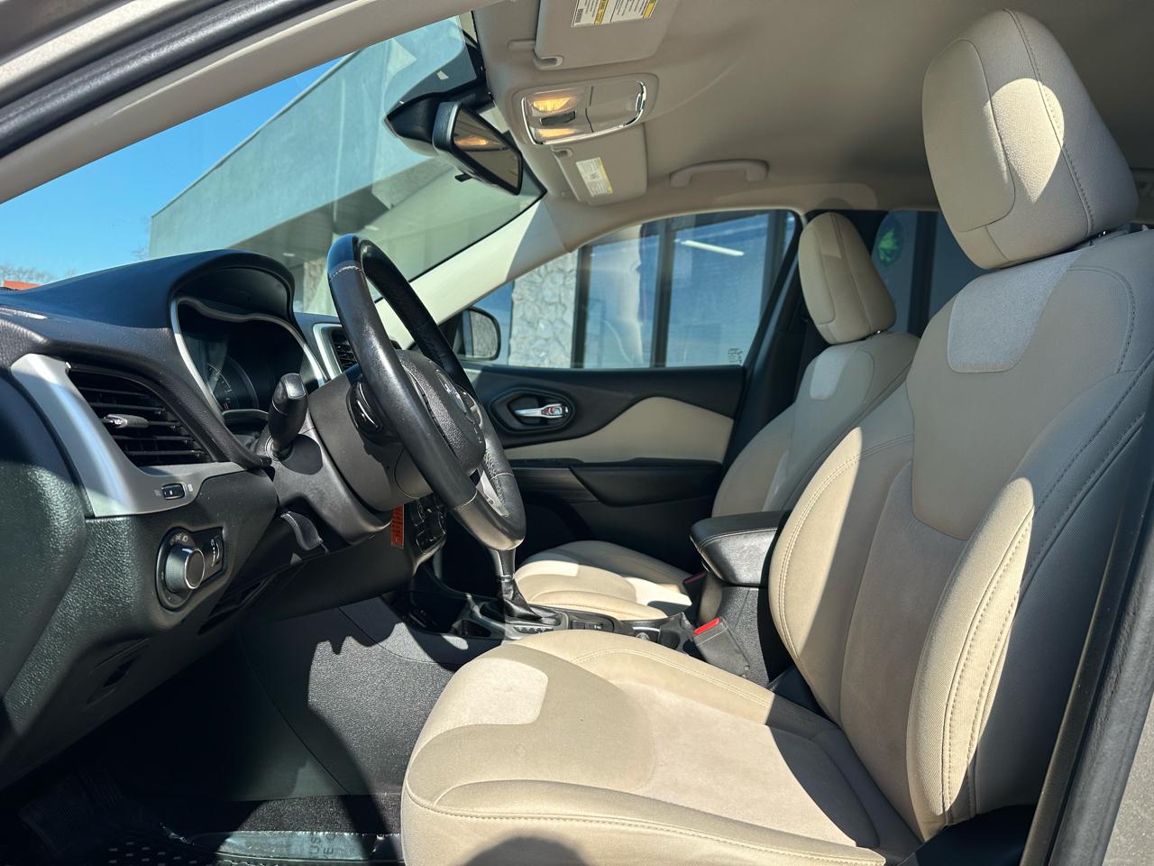 Jeep Cherokee Sport FWD 2017