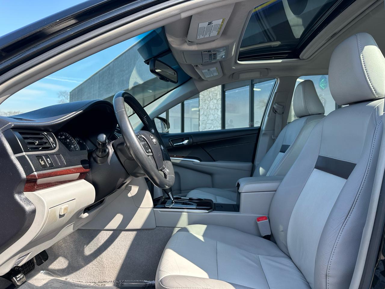 Toyota Camry SE 2014